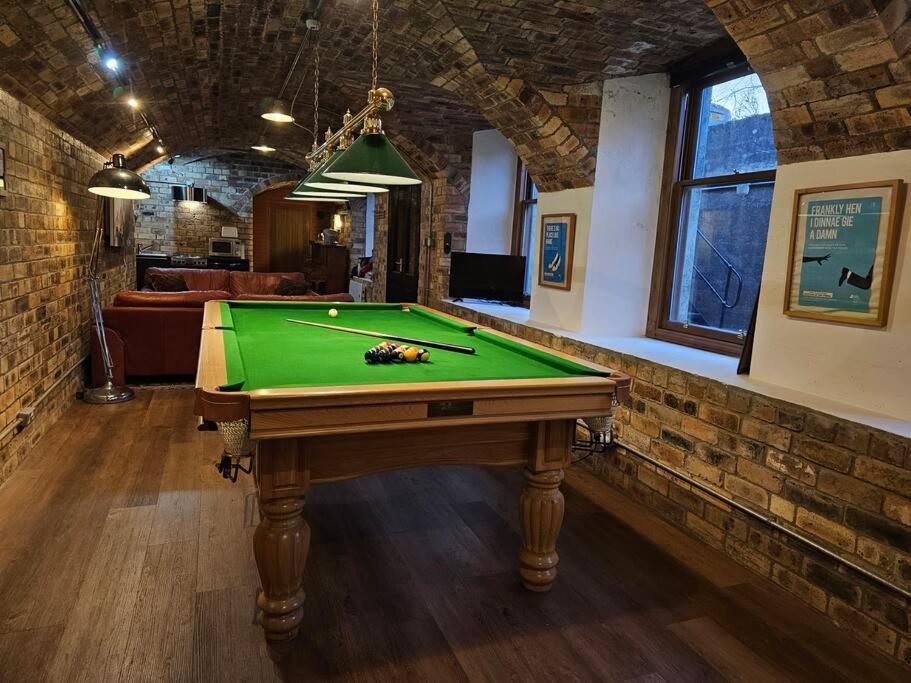 The Armoury: Stylish Ww1 Bunker Villa Норт Куинсфери Екстериор снимка